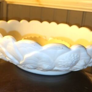 Fenton glass Water Lilly chip/dip